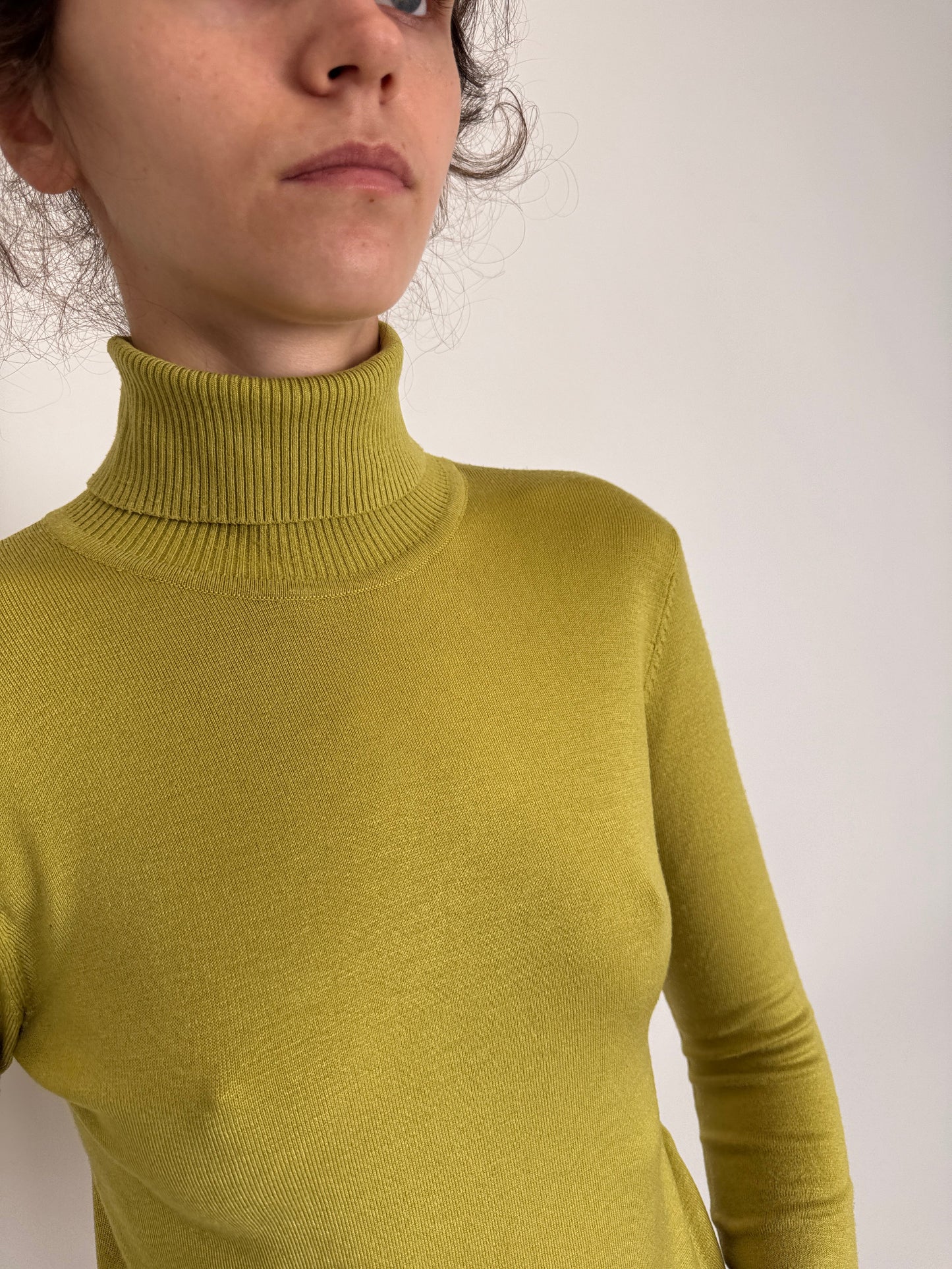 Maleta verde lime din vascoza