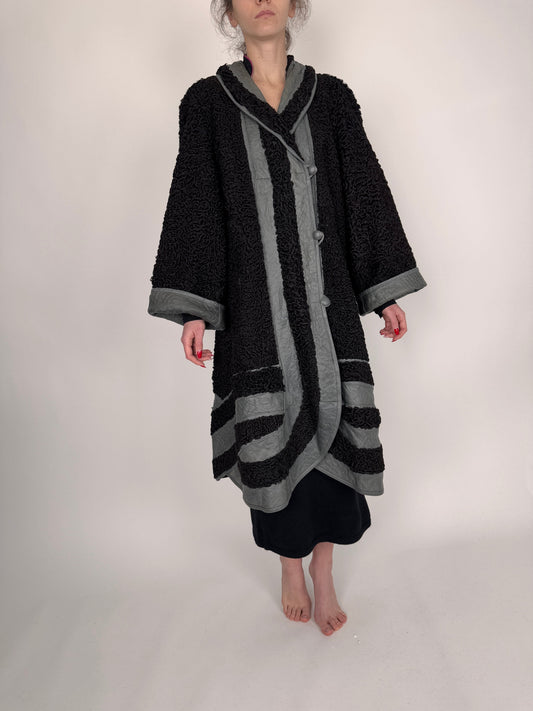 Blană naturală vintage superbă cu 2 fete (una din piele naturală )