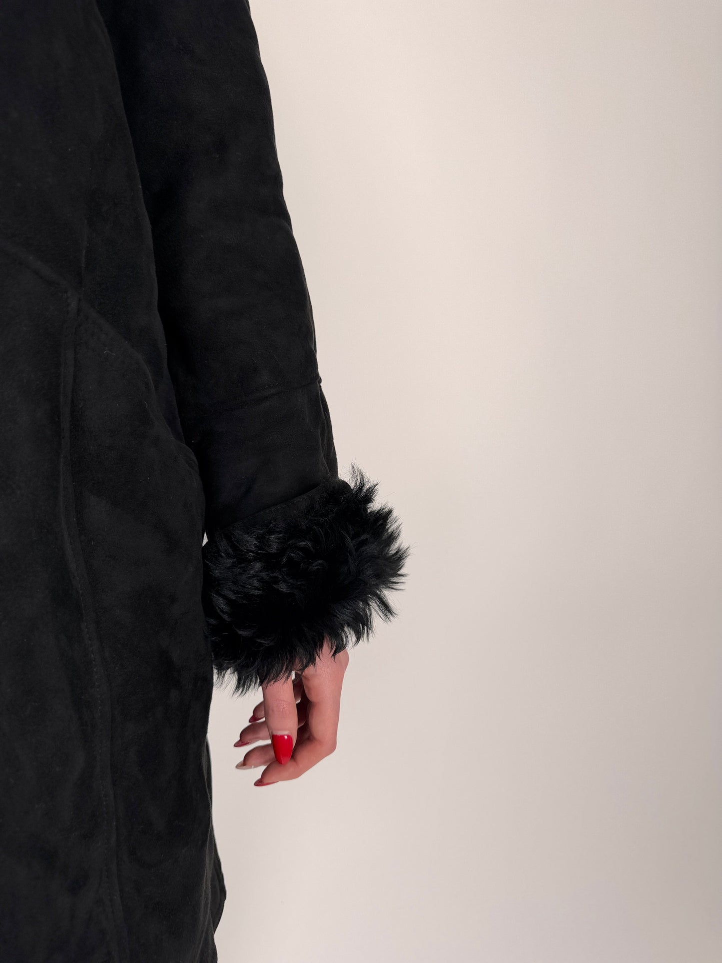 Blană naturală Shearling neagră extrem de confortabila și călduroasă